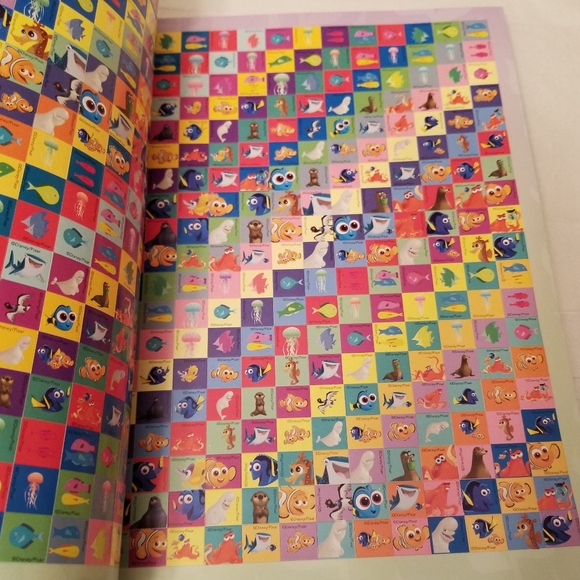 🆕️Finding Dory Coloring & Sticker Book - Picture 4 of 6